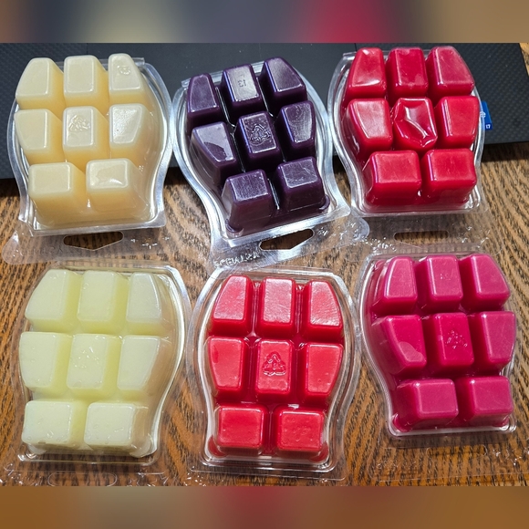 Scentsy Bar lot - Picture 2 of 2